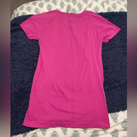 Swiftly Tech Short-Sleeve Shirt 2.0 - Picture 5 of 6